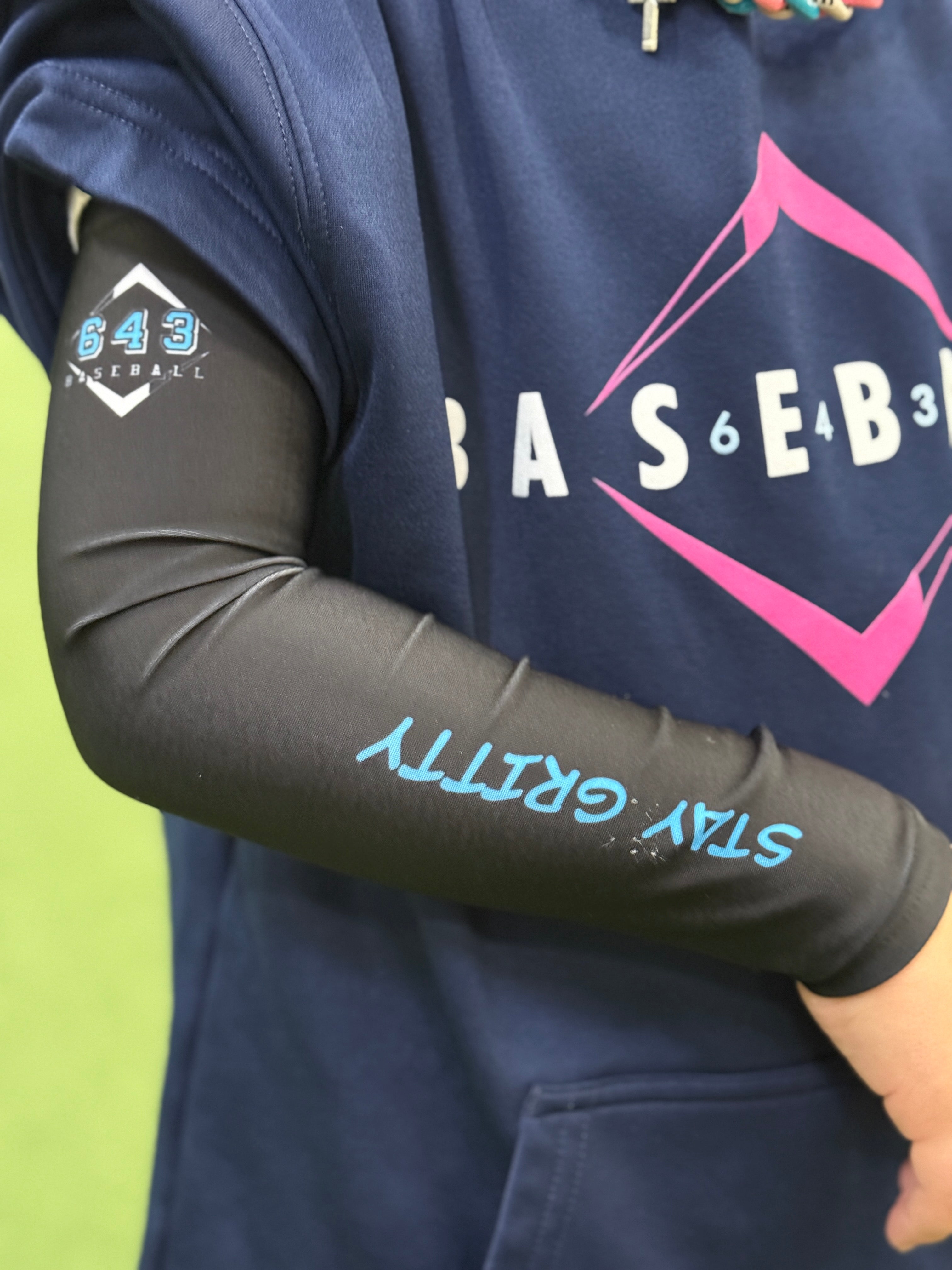 ARM SLEEVE - ADULT BLACK/BLUE